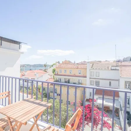 Apartment Rooftop W/ Two Terraces Lisbon
